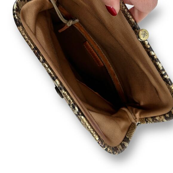 Hobo International Lauren Wristlet Gold Snake Skin Print Leather Frame Closure - Picture 4 of 7